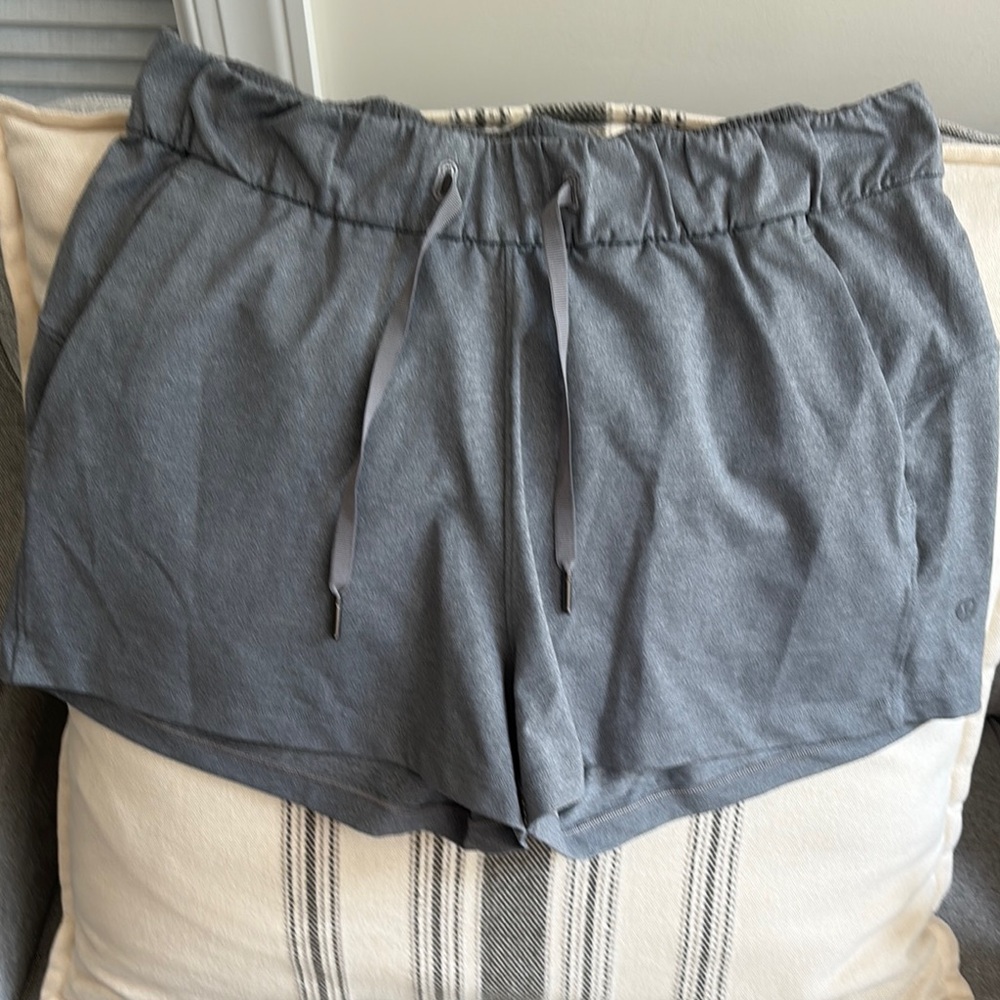 Lululemon Athletica Gray Athletic Shorts Relaxed Fit